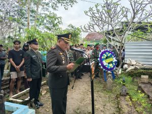 ​Pimpin Upacara Pemakaman Babinsa, Dandim Pemalang: Almarhum Adalah Prajurit Berdedikasi