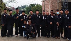 PSHT rayon Pringsewu Utara Subrayon Almunawaroh ranting Pringsewu Berbagi Takjil dan Gelar Buka Puasa Bersama di Podosari