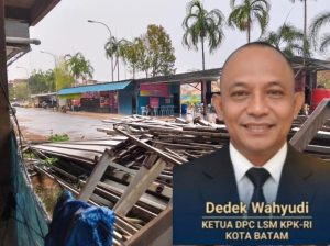 Ketua DPC LSM KPK-RI Batam Dedek Wahyudi Desak Pemko dan BP Batam Bongkar Bangunan Di Lahan Buffer Zone Pasir Putih