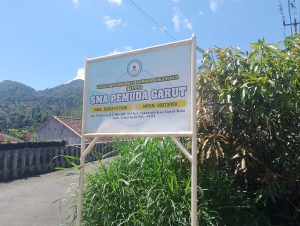 Heboh! Oknum Pengurus Yayasan SMA Pemuda Garut Intimidasi Wartawan Saat Wawancara Tentang BOS dan PIP, Kepala Sekolah Yang Rangkap Operator Ternyata Anak nya.