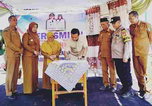 Bupati Pringsewu Resmikan UPT SDN 1 Gunung Raya
