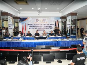 210 WNA Asal Vietnam, Tiongkok dan Myanmar Diamankan Imigrasi di Batam, Diduga Terlibat Sindikat Penipuan Investasi Daring Internasional Bermodus Scam Trading di Apartemen Lubuk Baja