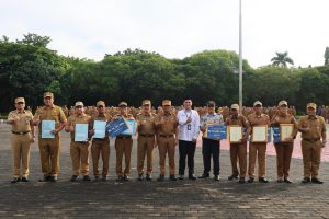 Plh Wali Kota Bekasi Harris Bobihoe Sampaikan Sejumlah Poin Penting Saat Apel Pagi Aparatur