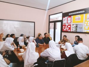 Keluarga Siswi SMKN 2 Garut Datangi UPTD PPA, Dorong Penanganan Kasus Pemotongan Rambut Yang Tidak Manusiawi