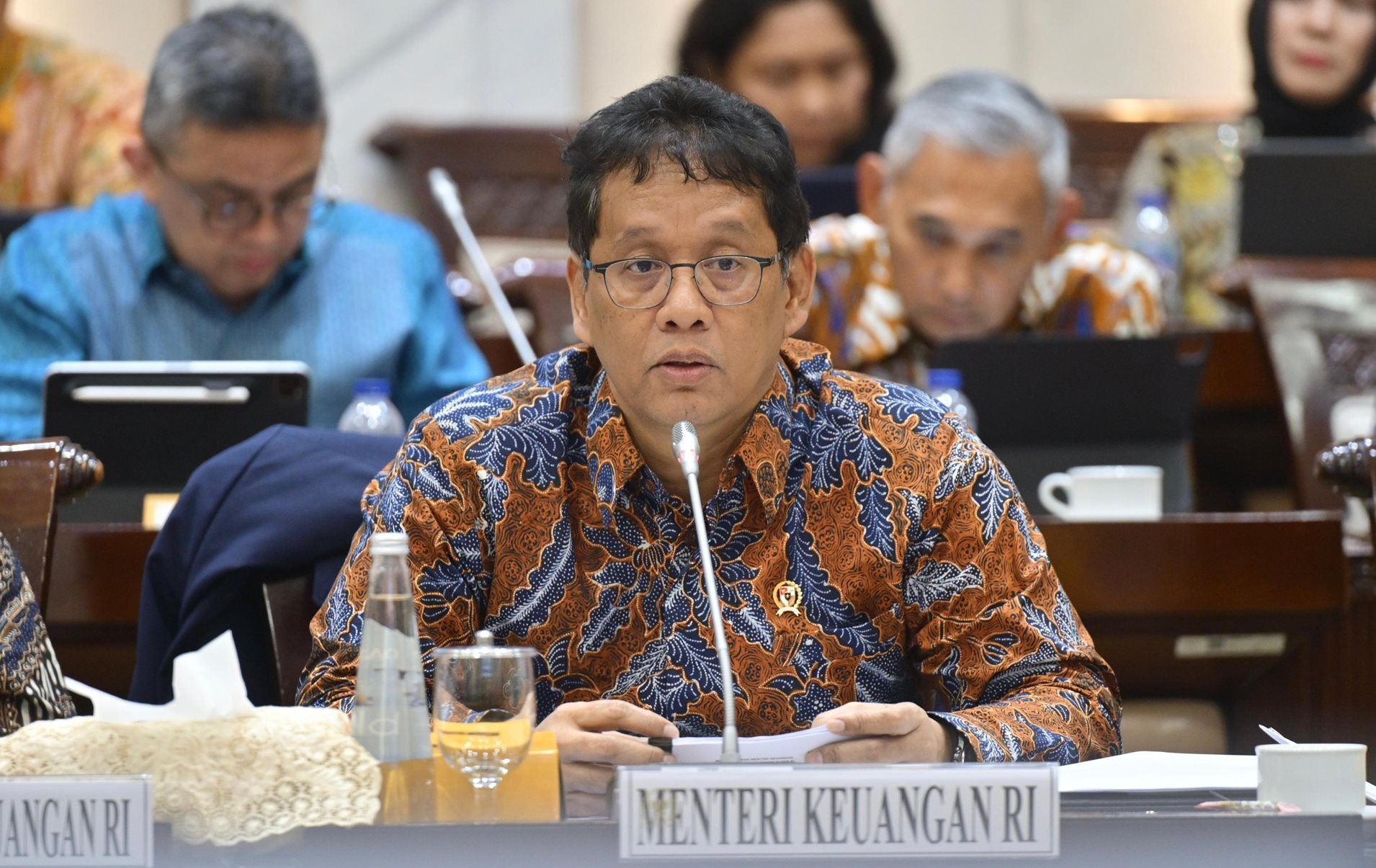 DPR Setuju Purbaya Tambah Layer Baru Cukai Rokok untuk Tekan Rokok Ilegal, Namun Risiko Penyalahgunaan Mulai Disorot