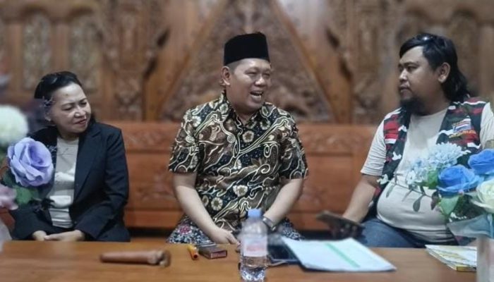 Rustiyono Bakal Calon Kades Mayahan 2027-2035 Paparkan Visi Astabrata Dan Klarifikasi Isu Jalan Serta Pupuk Rustiyono Bakal Calon Kades Mayahan 2027-2035 Paparkan Visi Astabrata Dan Klarifikasi Isu Jalan Serta Pupuk