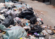 Sampah Menumpuk di Depan Sekolah dan Kantor Desa Cijolang Limbangan Garut, Warga Keluhkan Bau Dan Ancam Kesehatan Siswa