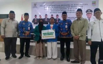 Bekasi Cerdas, Baznas Salurkan Beasiswa Dalam dan Luar Negeri untuk 326 Penerima