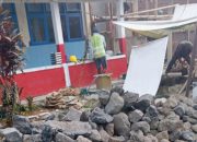 Pekerja Tanpa APD dan Tanpa Plang Proyek, Renovasi SDN 01 Sewaka Pemalang Dipertanyakan