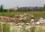 Jalan Pembangunan Marina Disorot, Material Sisa Proyek dan Dugaan Pembakaran Limbah Dikeluhkan Warga